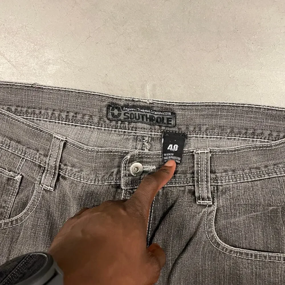 Baggy Y2K southpole jean shorts 40